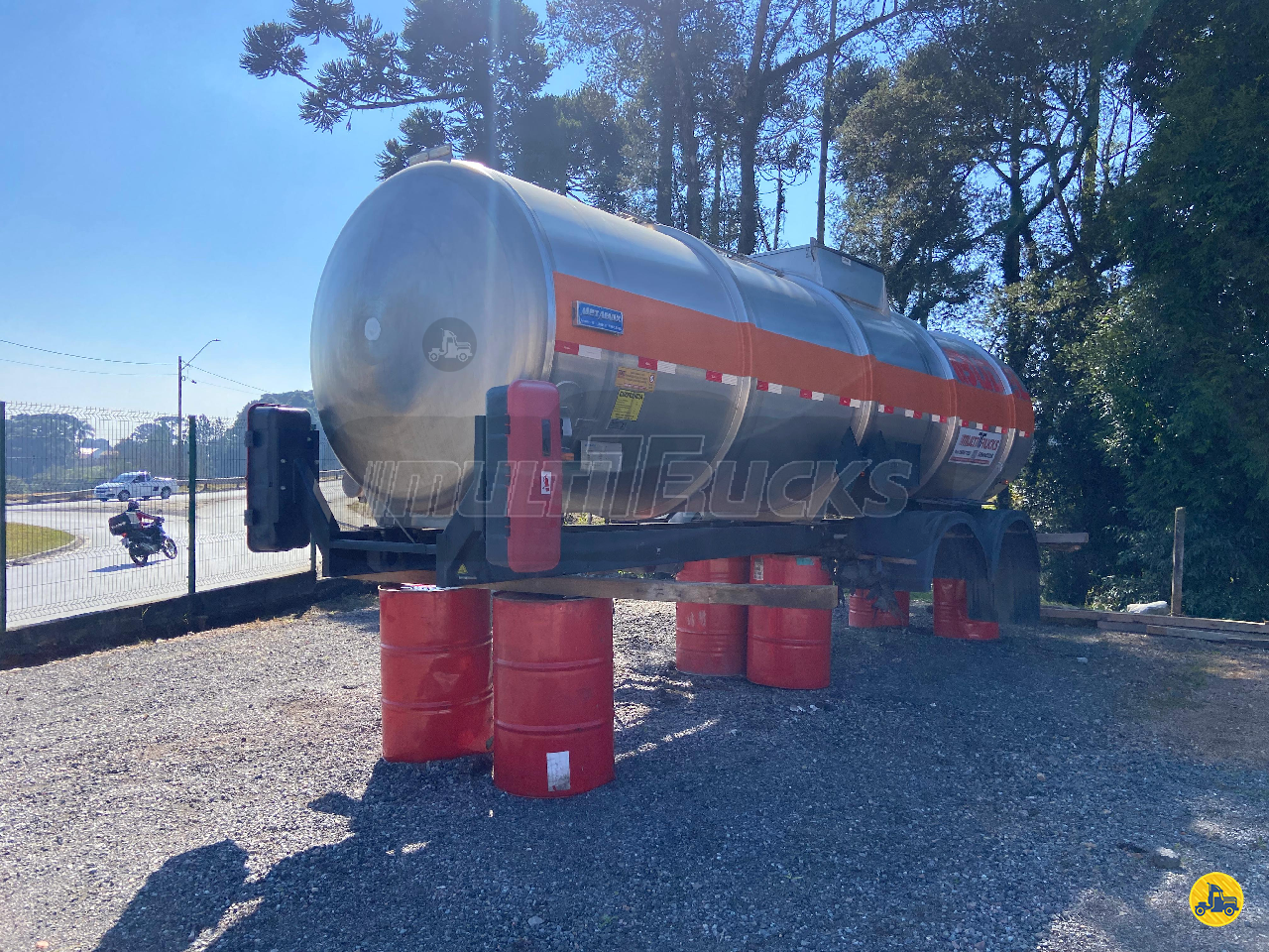 CARRETA SEMI-REBOQUE TANQUE INOX Multitrucks Seminovos SAO JOSE DOS PINHAIS PARANÁ PR